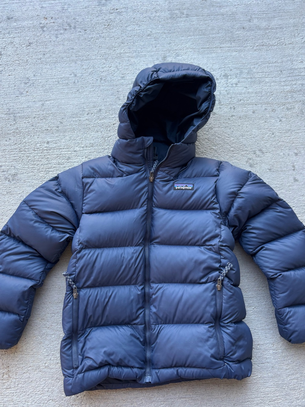 Patagonia Kids Navy Hi-Loft down jacket with Hood